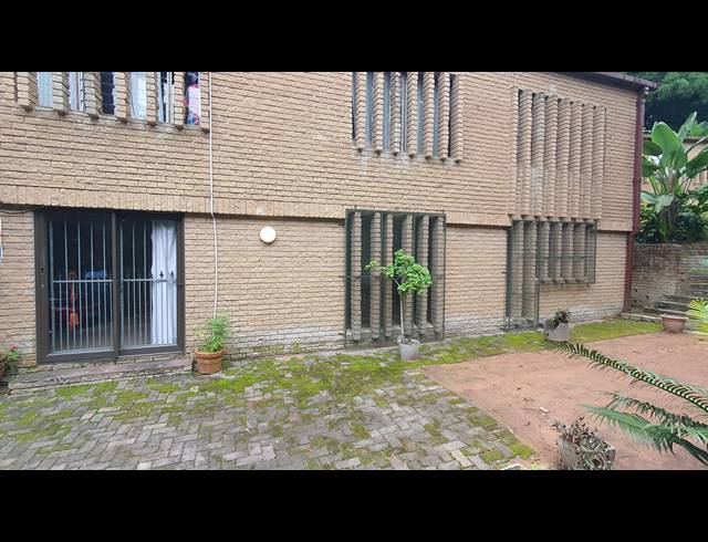1 BEDROOM APARTMENT TO LET IN WESTVILLE